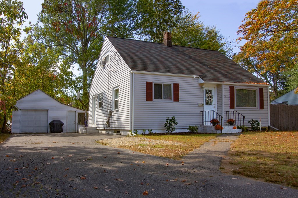 26 Steuben Street Springfield, MA 01151 - Photo 1 of 19 Gallery Image 1