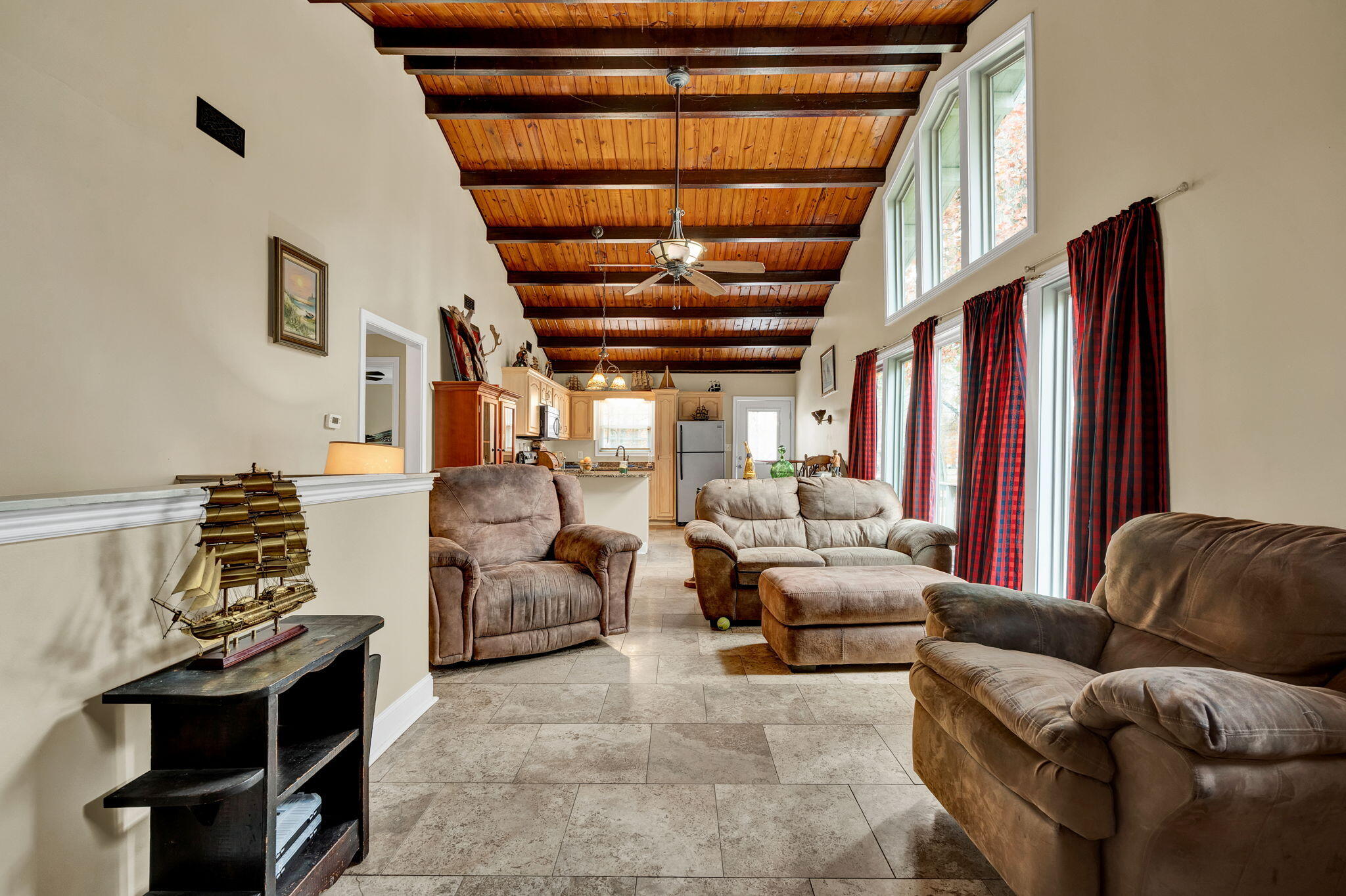 374 Marina Hills Circle Charleston, TN 37310 - Photo 2 of 37 34-web-or-mls-DSC02334