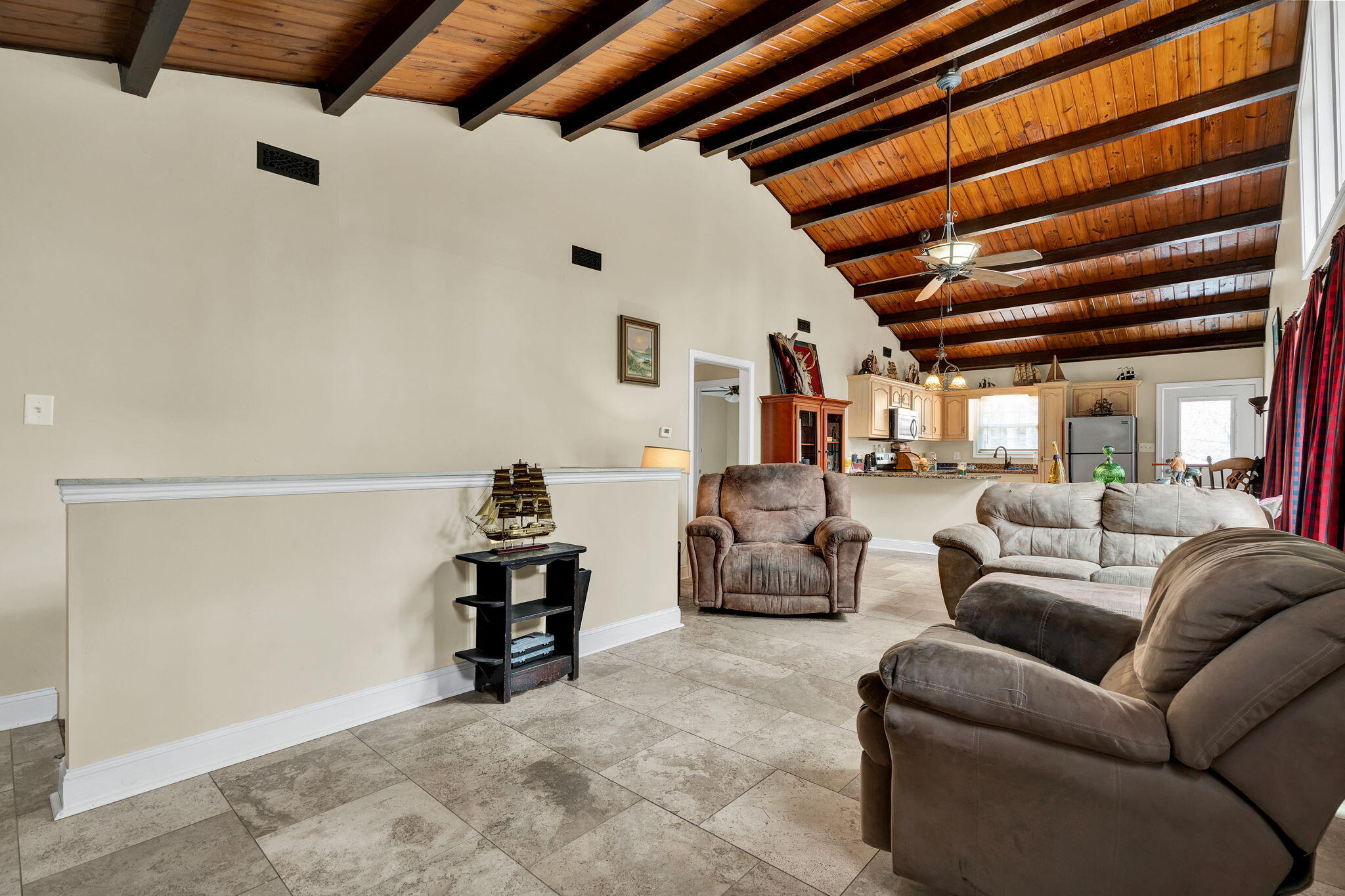 374 Marina Hills Circle Charleston, TN 37310 - Photo 3 of 37 33-web-or-mls-DSC02341