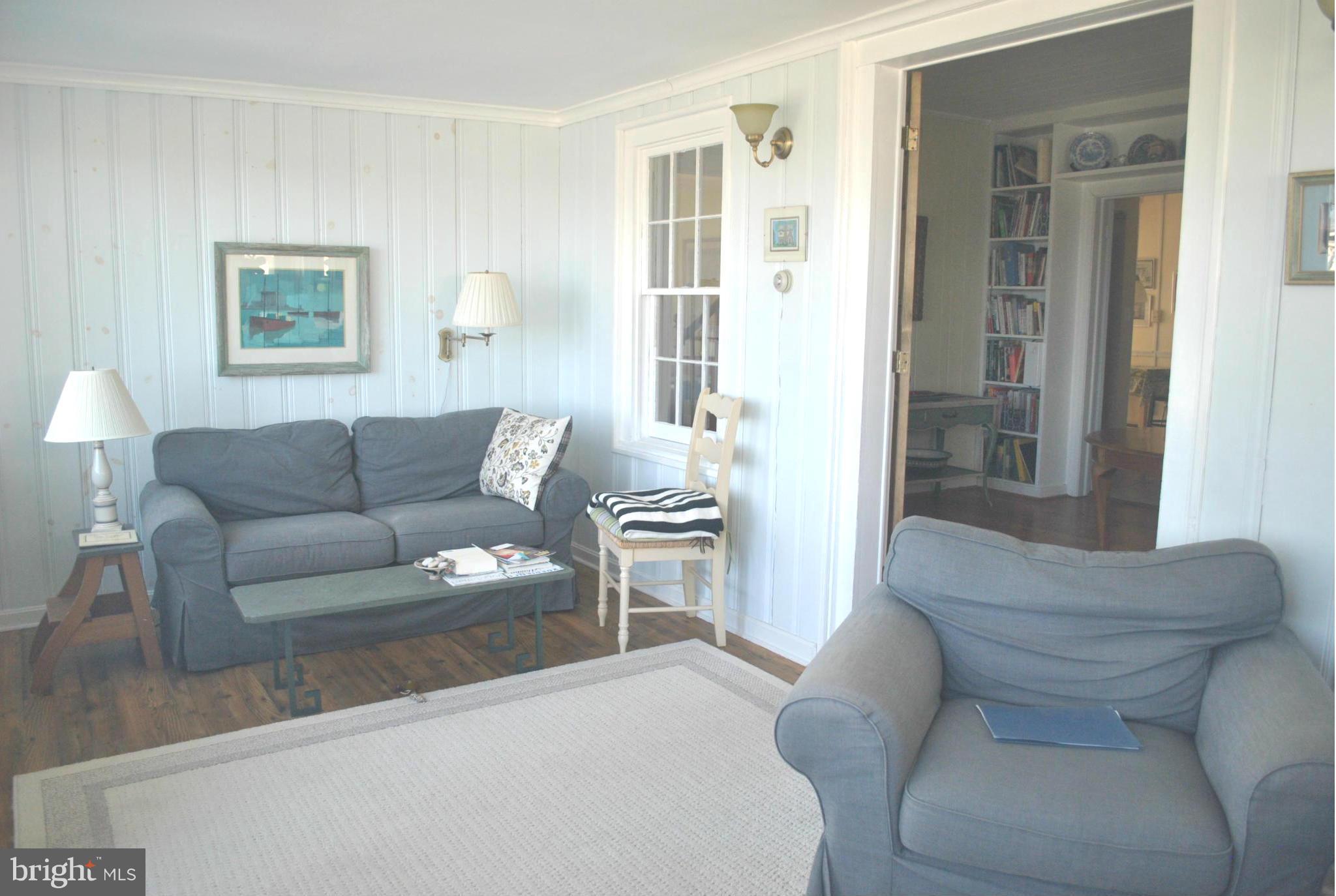 4747 Oak Road Shady Side, MD 20764 - Photo 14 of 22 Family Room