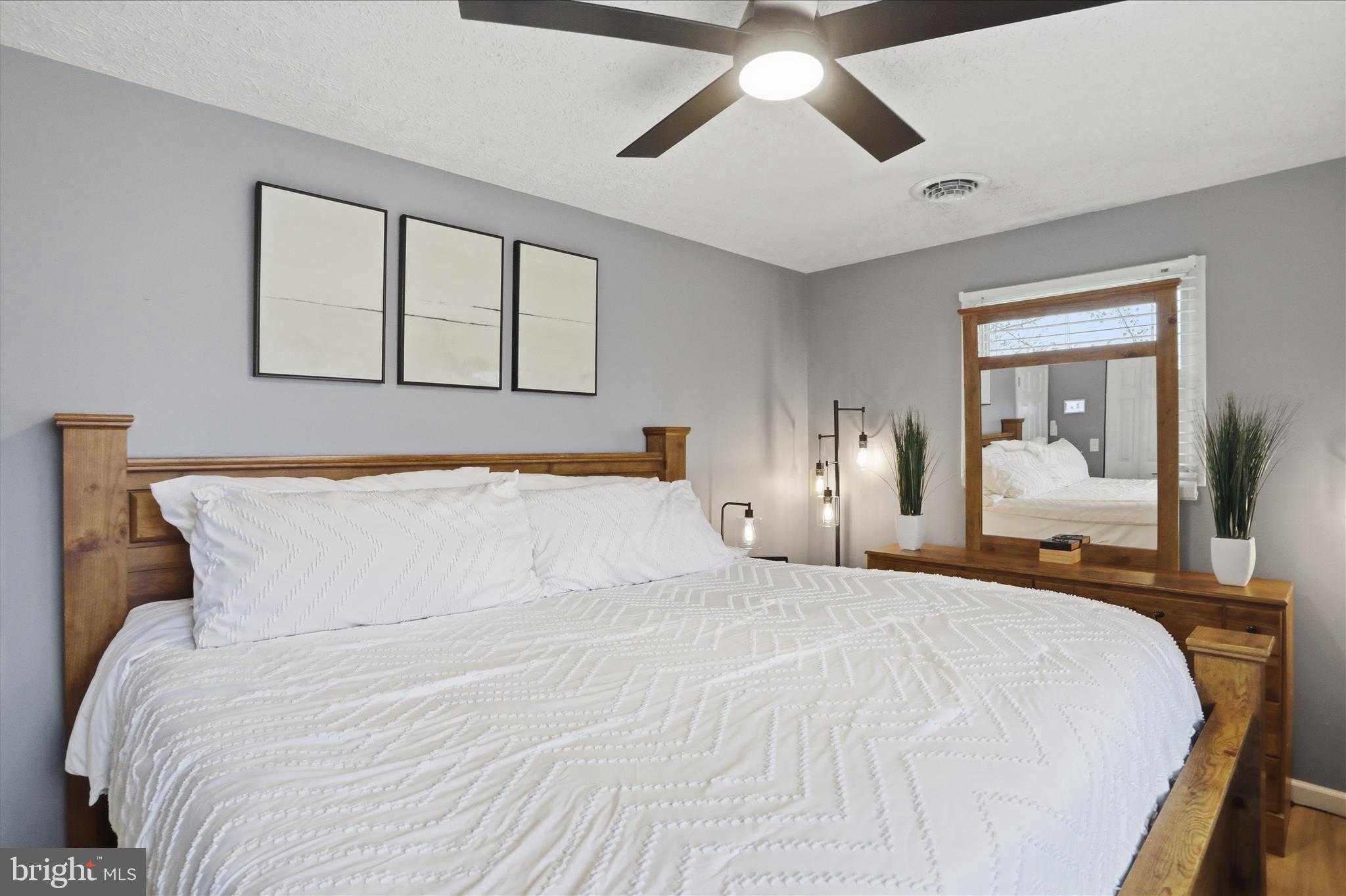 65 South Hummingbird Street Keyser, WV 26726 - Photo 23 of 30