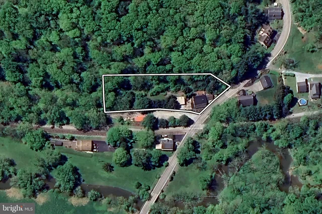 $349,900 | 6381 Glatfelters Station Road, Seven Valleys, PA 17360