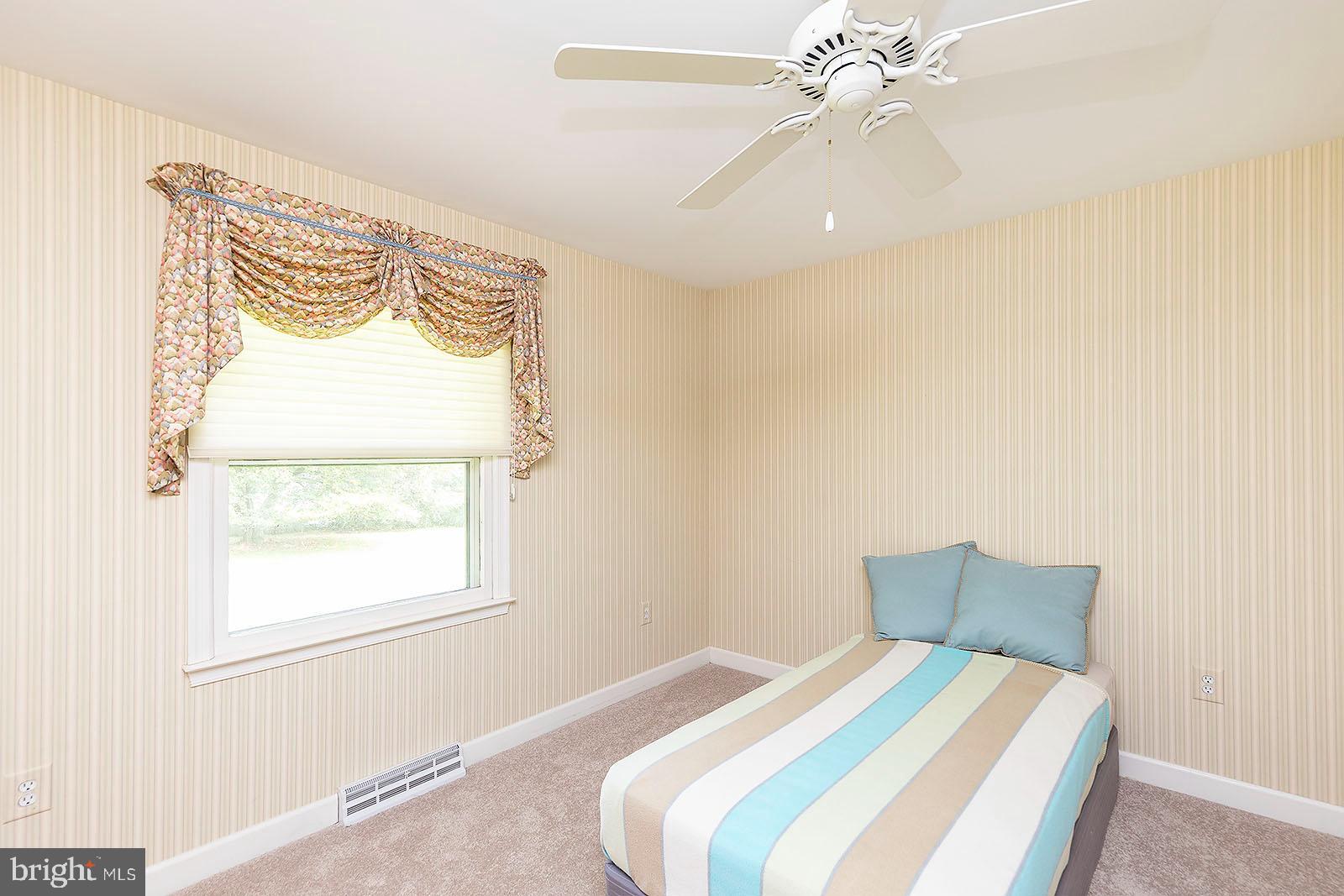 127 Stonebrook Road Winchester, VA 22602 - Photo 27 of 64 Bedroom 2