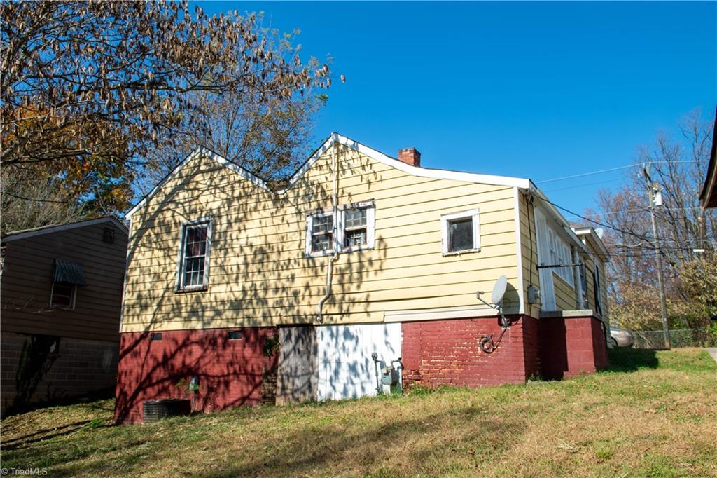 137 Ridge Street Reidsville, NC 27320 - Photo 14 of 24