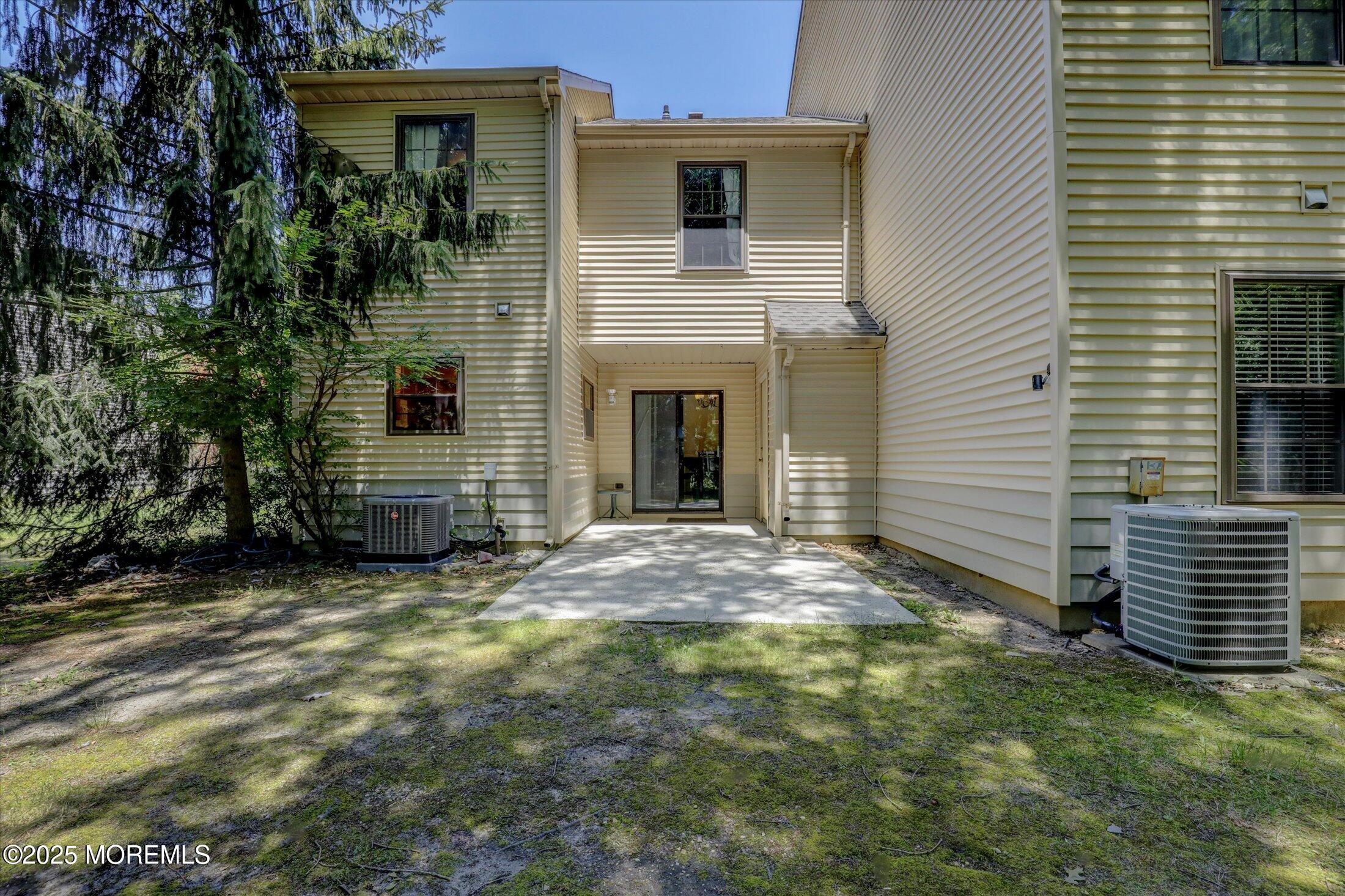 95 Azalea Circle Jackson, NJ 08527 - Photo 2 of 38 a view of a house with a yard