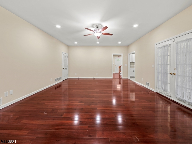 469 King George Road Bernards, NJ 07920 - Photo 12 of 36 Gallery Image 12