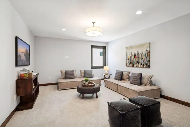 $2,345,000 | 5534 Conifer Trail, Minnetonka, MN 55345