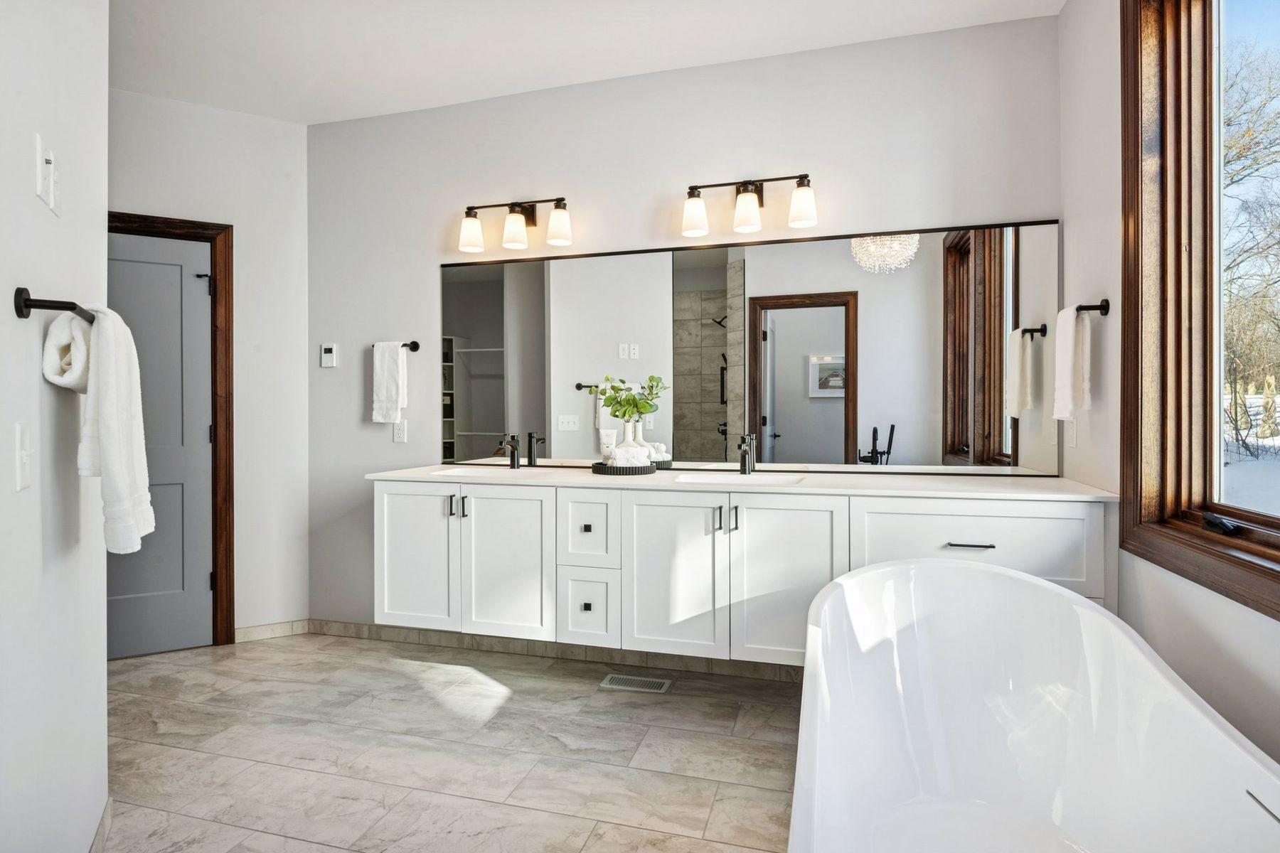 5534 Conifer Trail Minnetonka, MN 55345 - Photo 37 of 61