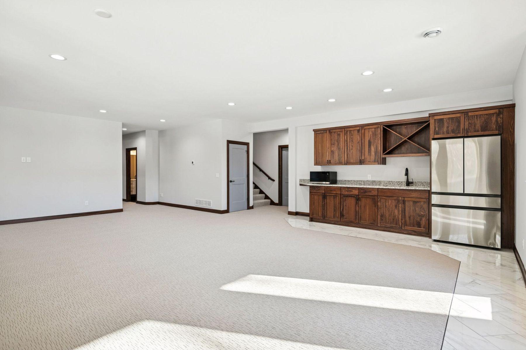 5534 Conifer Trail Minnetonka, MN 55345 - Photo 43 of 61