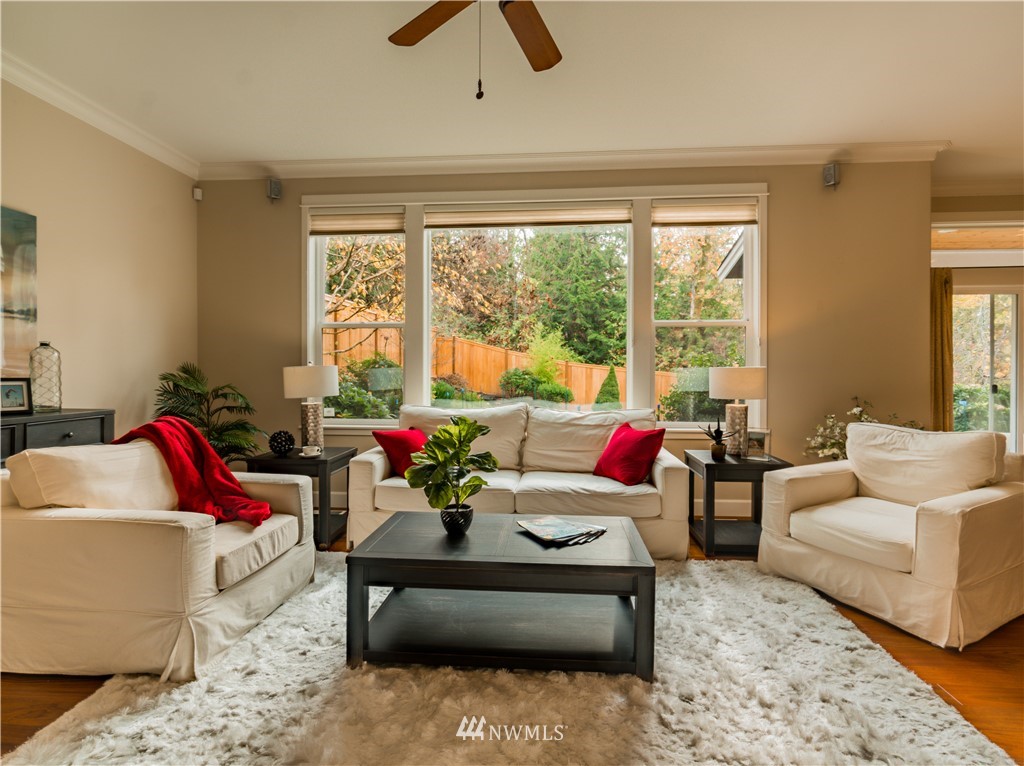 719 South 38th Court Renton, WA 98055 - Photo 11 of 25 Gallery Image 11