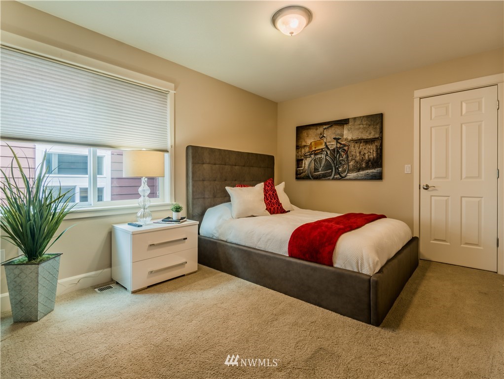 719 South 38th Court Renton, WA 98055 - Photo 17 of 25 Gallery Image 17