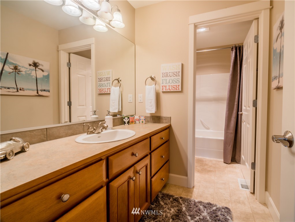 719 South 38th Court Renton, WA 98055 - Photo 21 of 25 Gallery Image 21