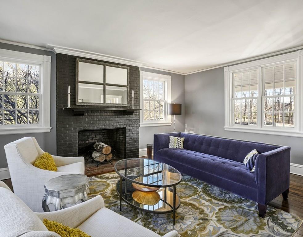 4 Sears Road Southborough, MA 01772 - Photo 8 of 40 Gallery Image 8