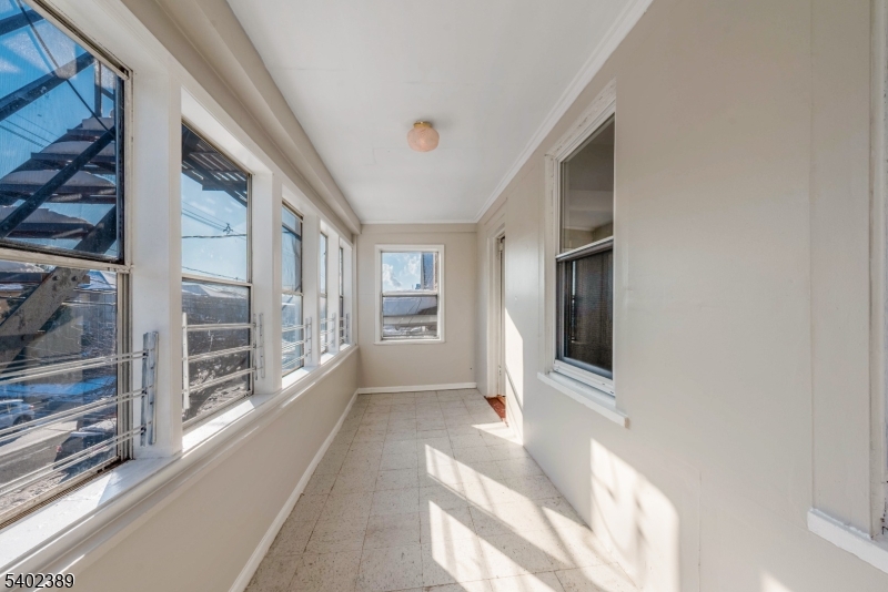 525 Maple Avenue Elizabeth, NJ 07202 - Photo 4 of 17 a view of an entryway of a house