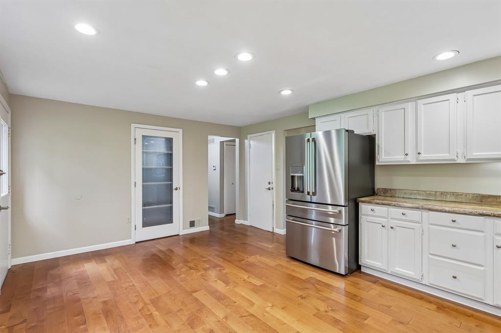 512 Hanover Kendall Road Hookstown, PA 15050 - Photo 19 of 36 Kitchen