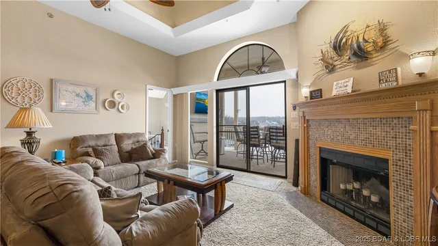 $299,000 | 86 Aqua Finn Drive, Unit 4A, Lake Ozark, MO 65049
