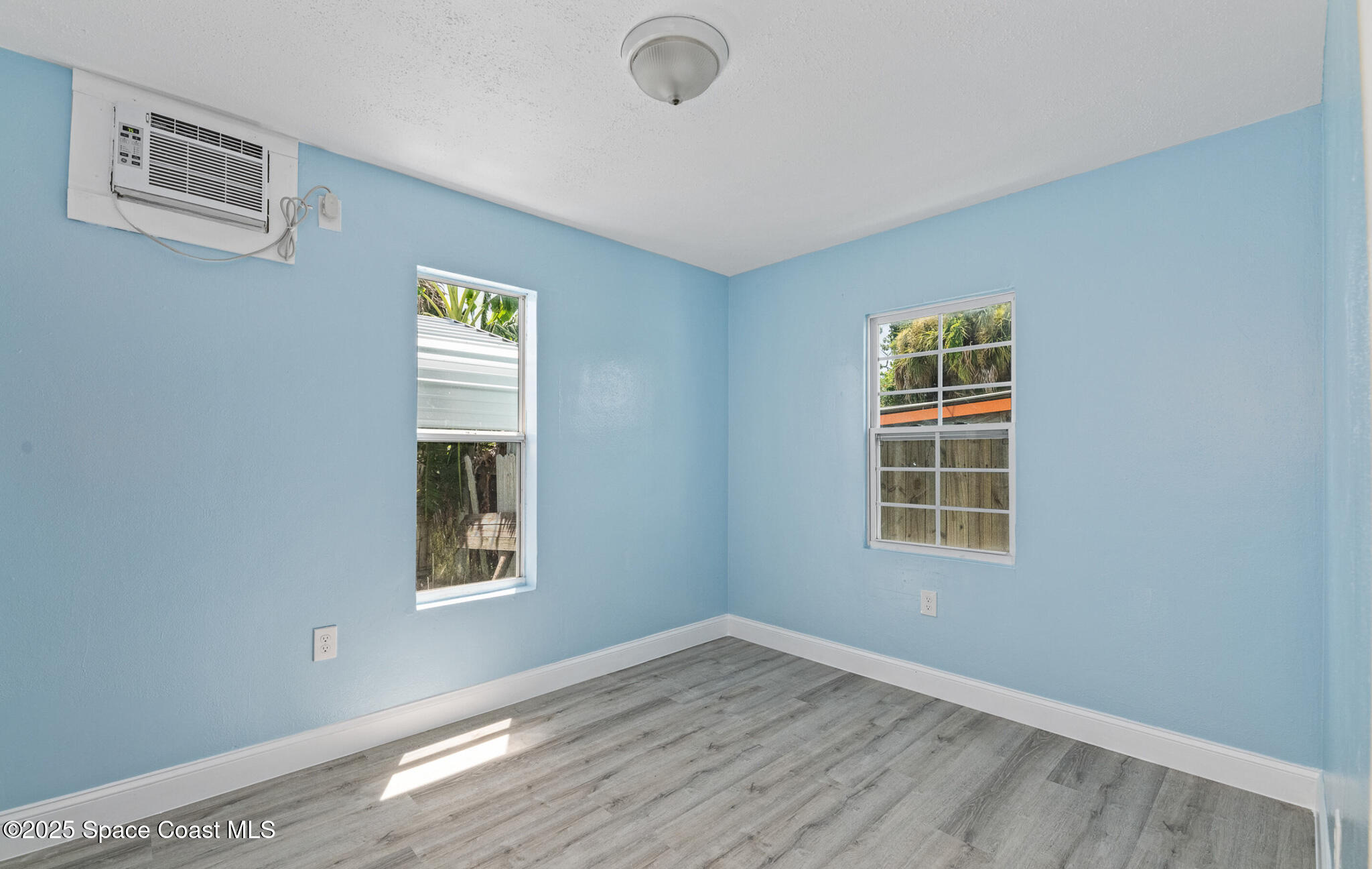 1975 Aurora Road Melbourne, FL 32935 - Photo 4 of 6 officeedit