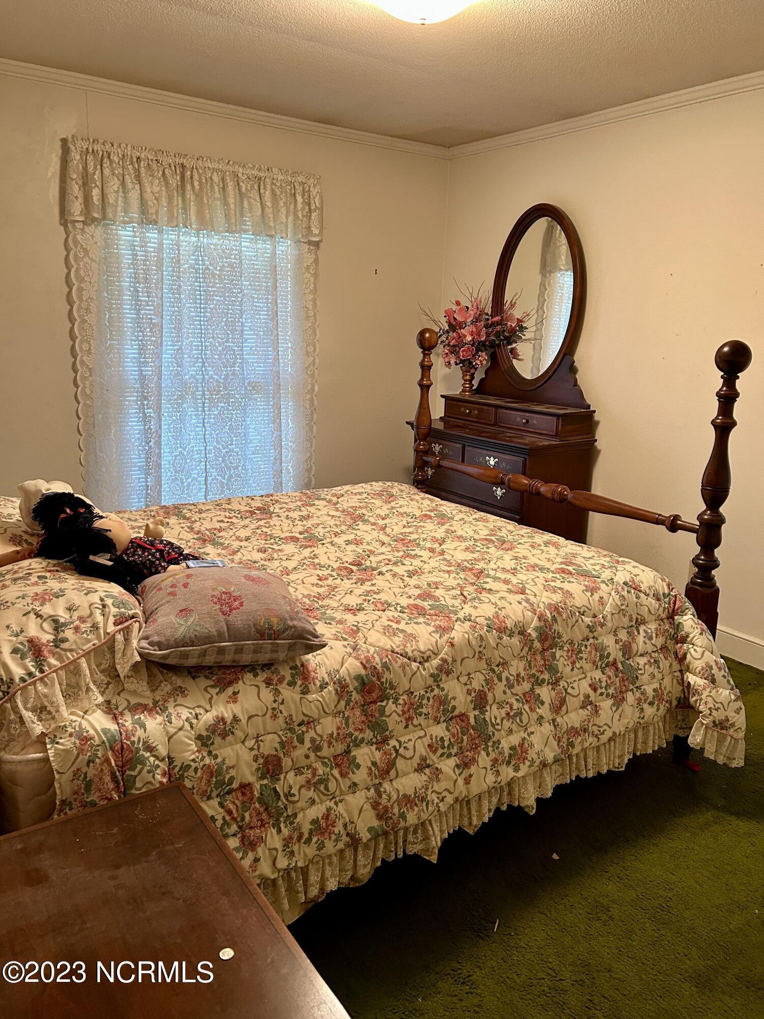 2909 Ginger Road Kinston, NC 28504 - Photo 5 of 11 IMG_4888