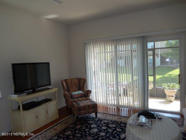 13043 Shallowater Road Jacksonville, FL 32258 - Photo 4 of 11 Living Room