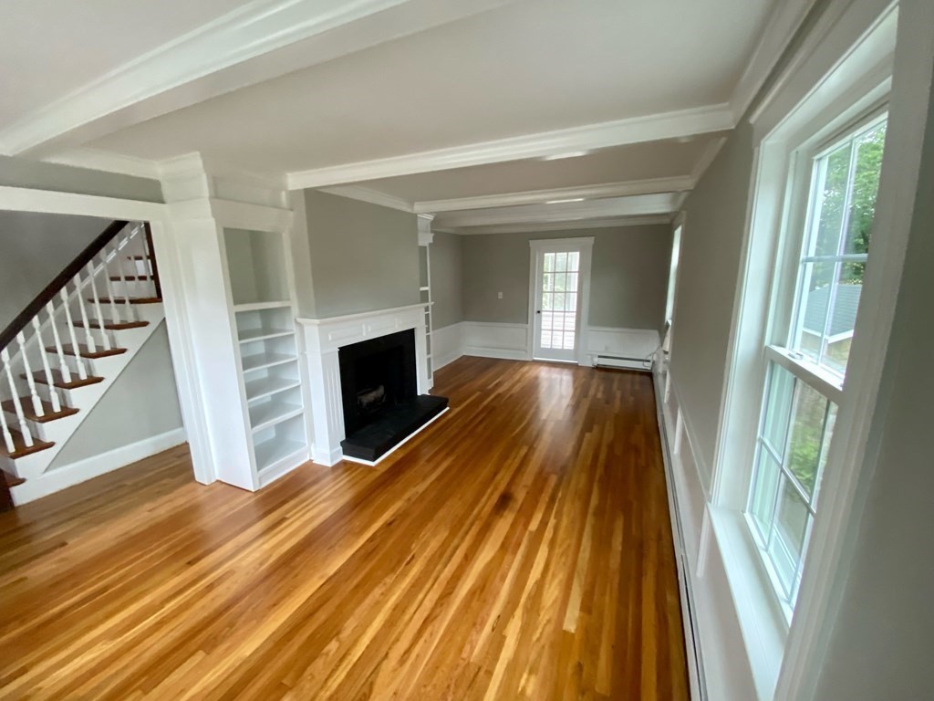 18 Hillcrest Road Milton, MA 02186 - Photo 3 of 16