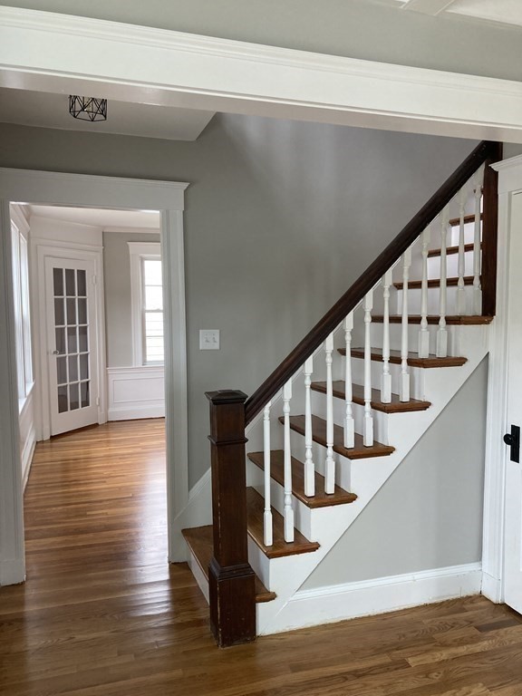 18 Hillcrest Road Milton, MA 02186 - Photo 4 of 16