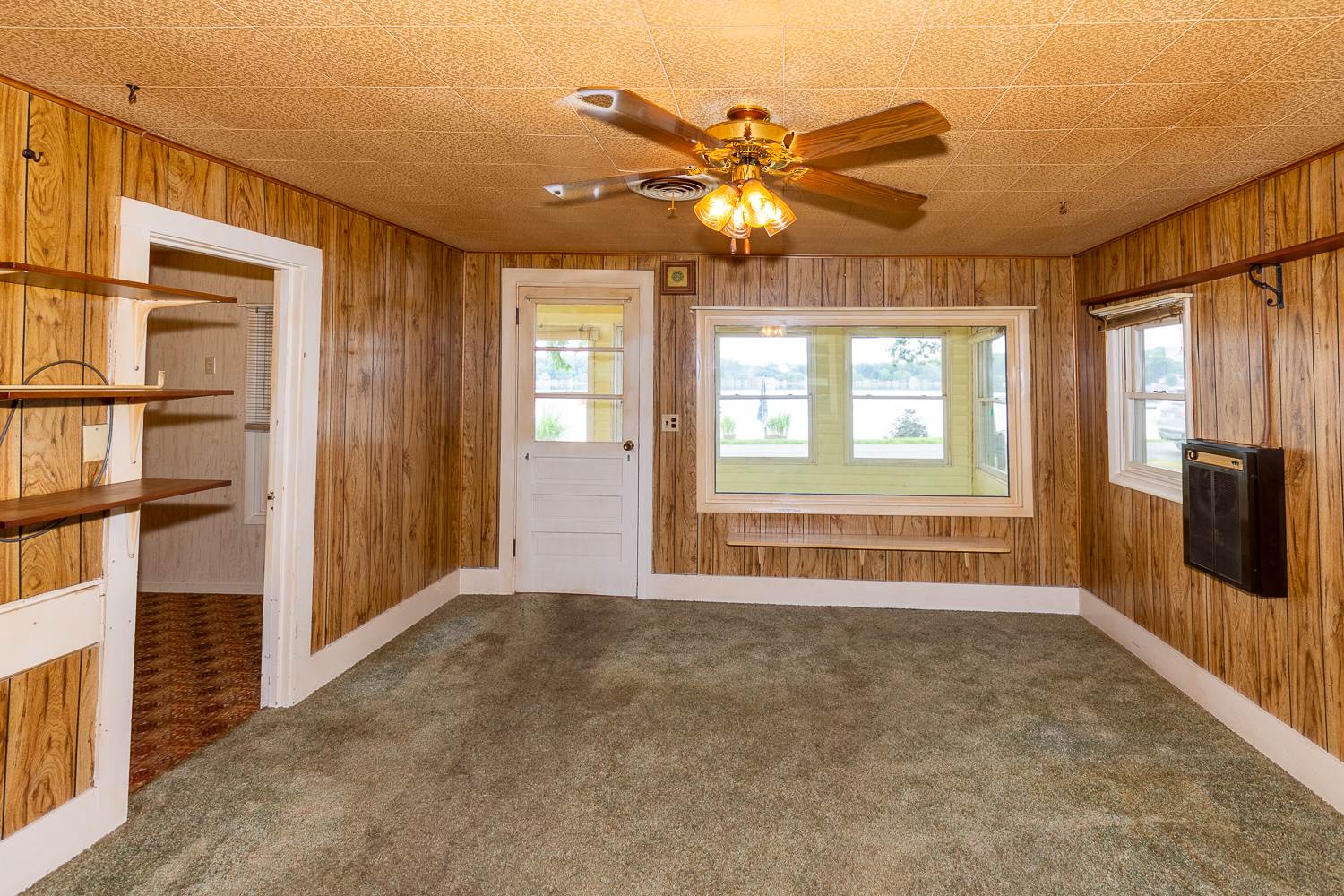 51705 East County Line Road Middlebury, IN 46540 - Photo 11 of 33 Gallery Image 11
