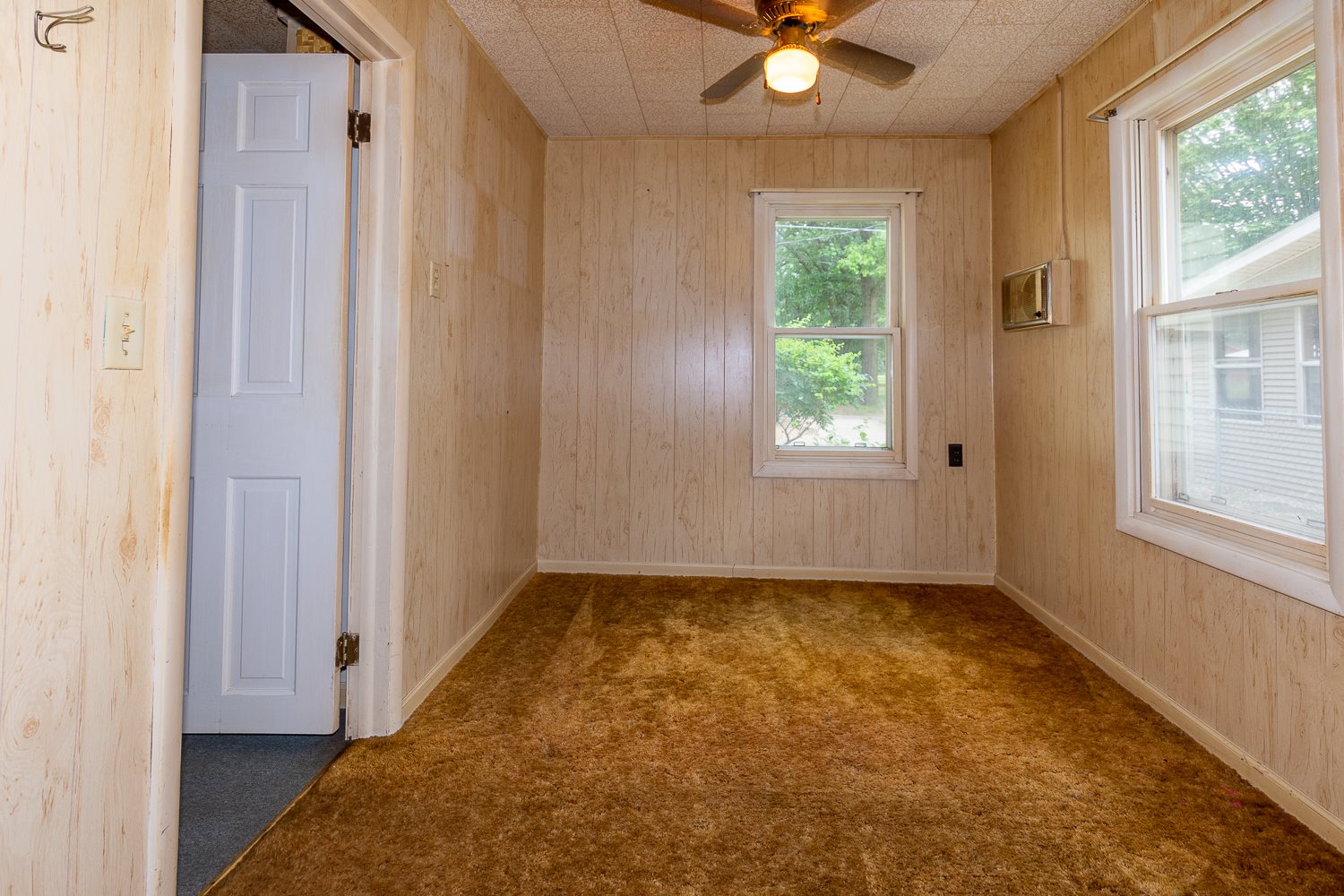 51705 East County Line Road Middlebury, IN 46540 - Photo 15 of 33 Gallery Image 15