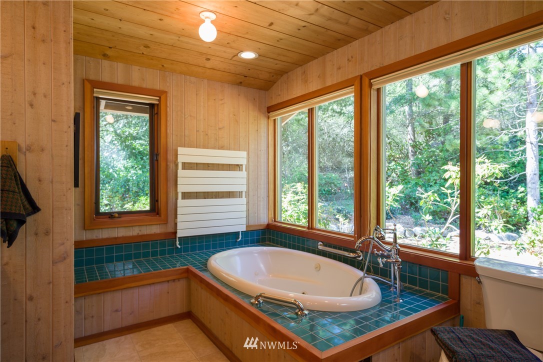 2089 Bakerview Road Lopez Island, WA 98261 - Photo 17 of 33