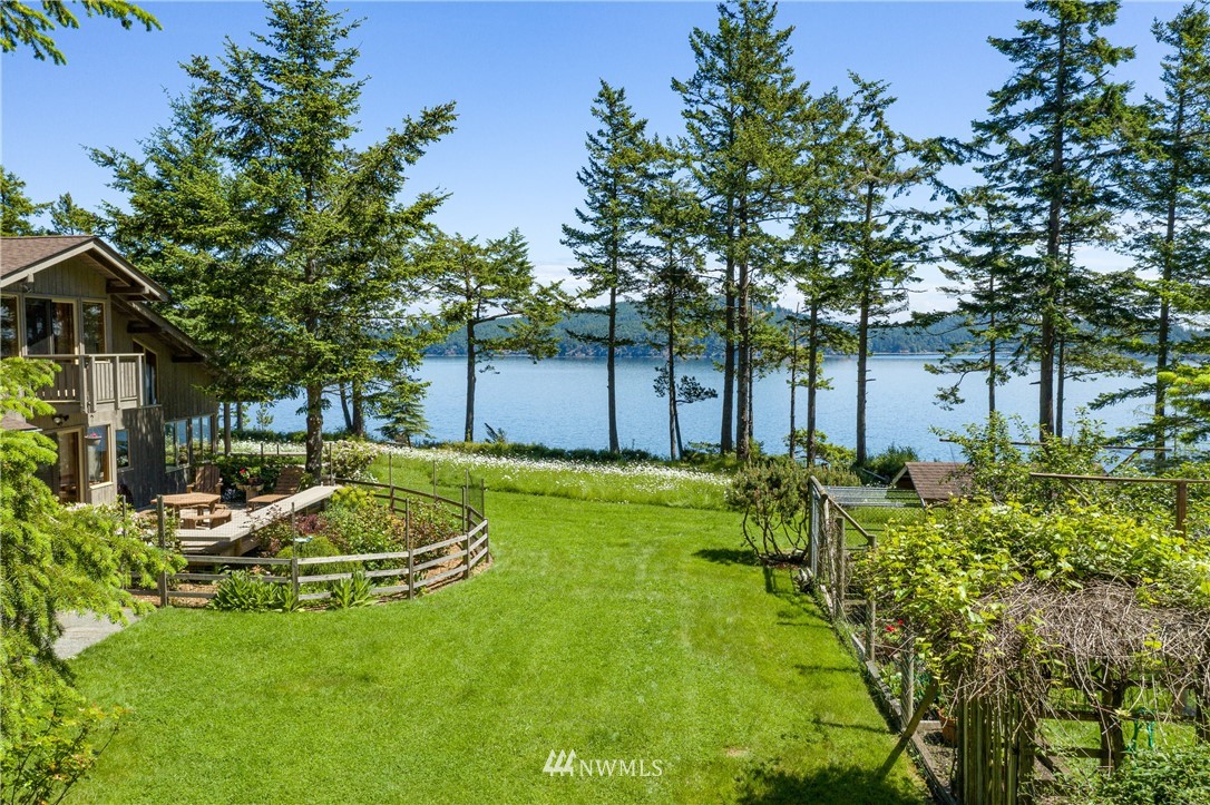 2089 Bakerview Road Lopez Island, WA 98261 - Photo 3 of 33
