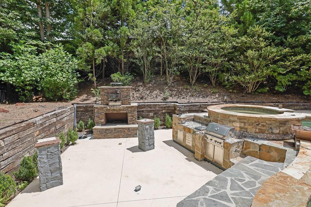 8935 Muirfield Court Duluth, GA 30097 - Photo 6 of 30