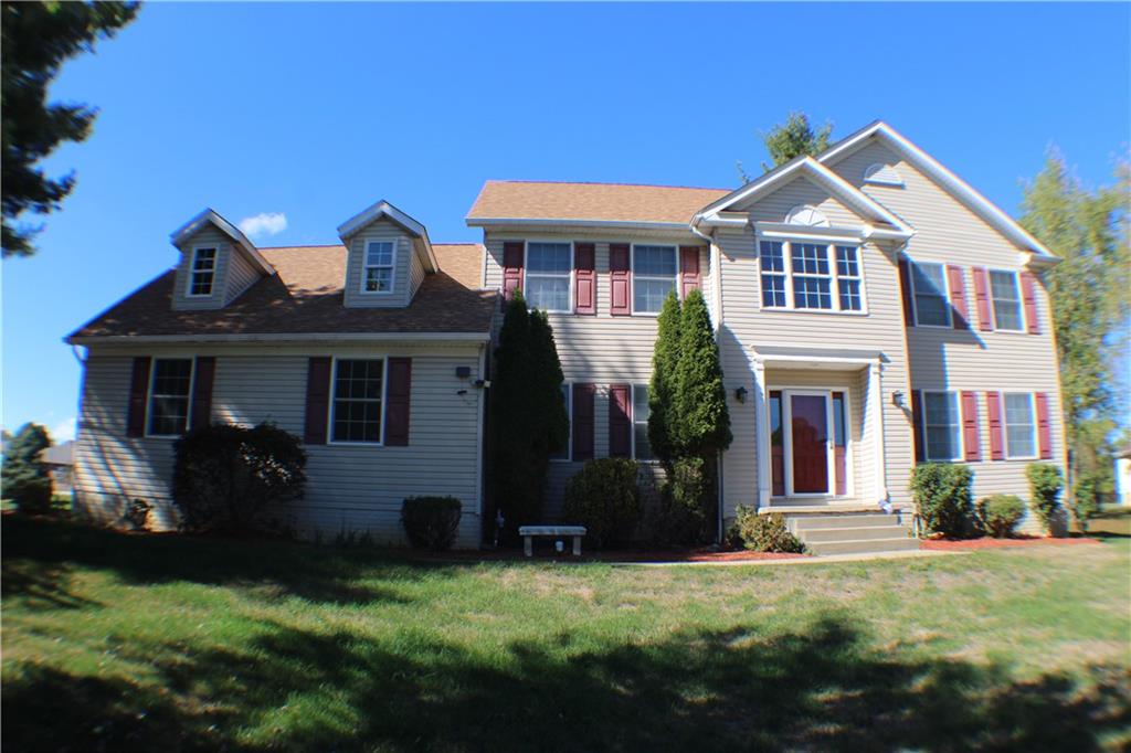 Welcome to 32 Intermediate Unit Dr, a 2 story vinyl sided, 3 Bedroom, 2.5 Bath colonial built in 2008