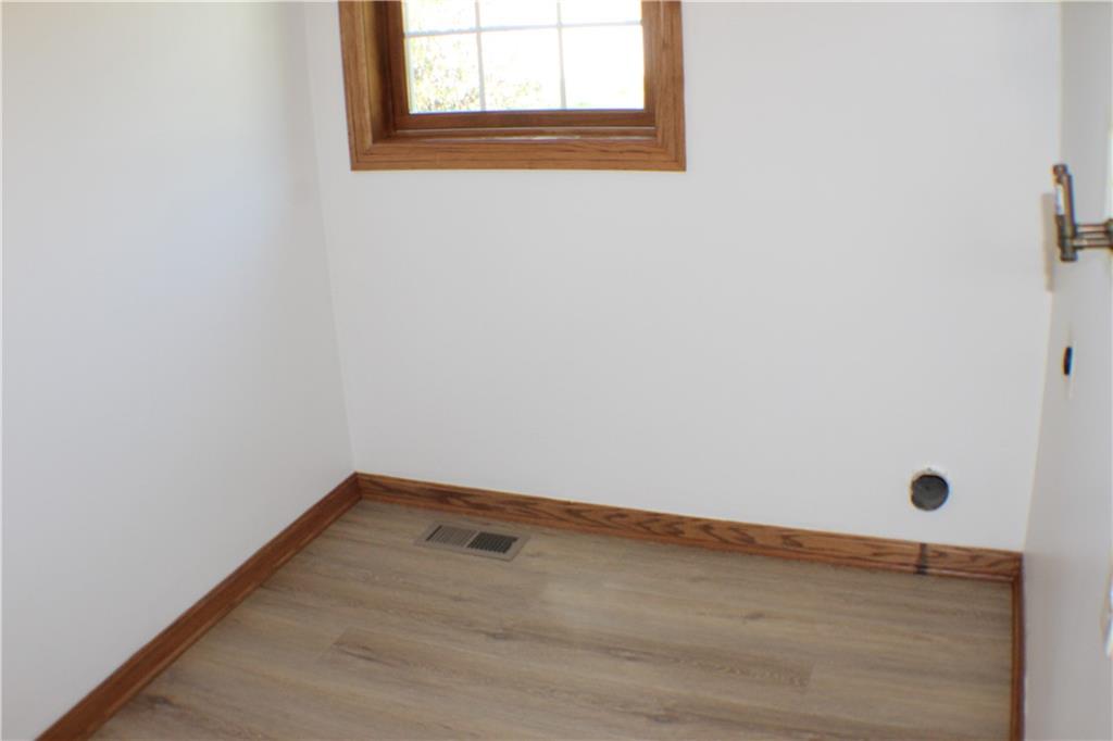 32 Intermediate Drive Coal Center, PA 15423 - Photo 16 of 36 6X9 Laundry