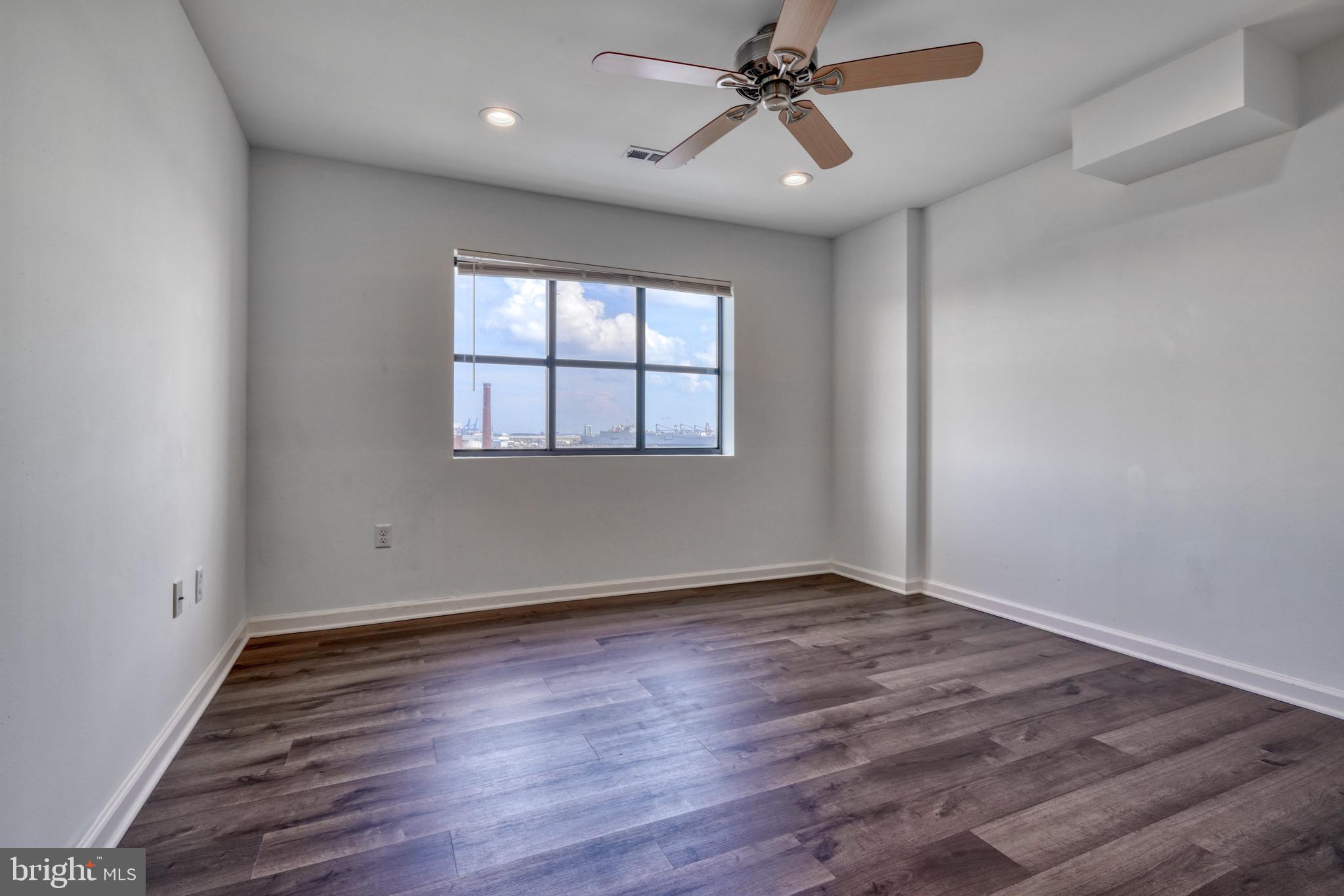 2702 Lighthouse Point East, Unit 626 Baltimore, MD 21224 - Photo 15 of 48