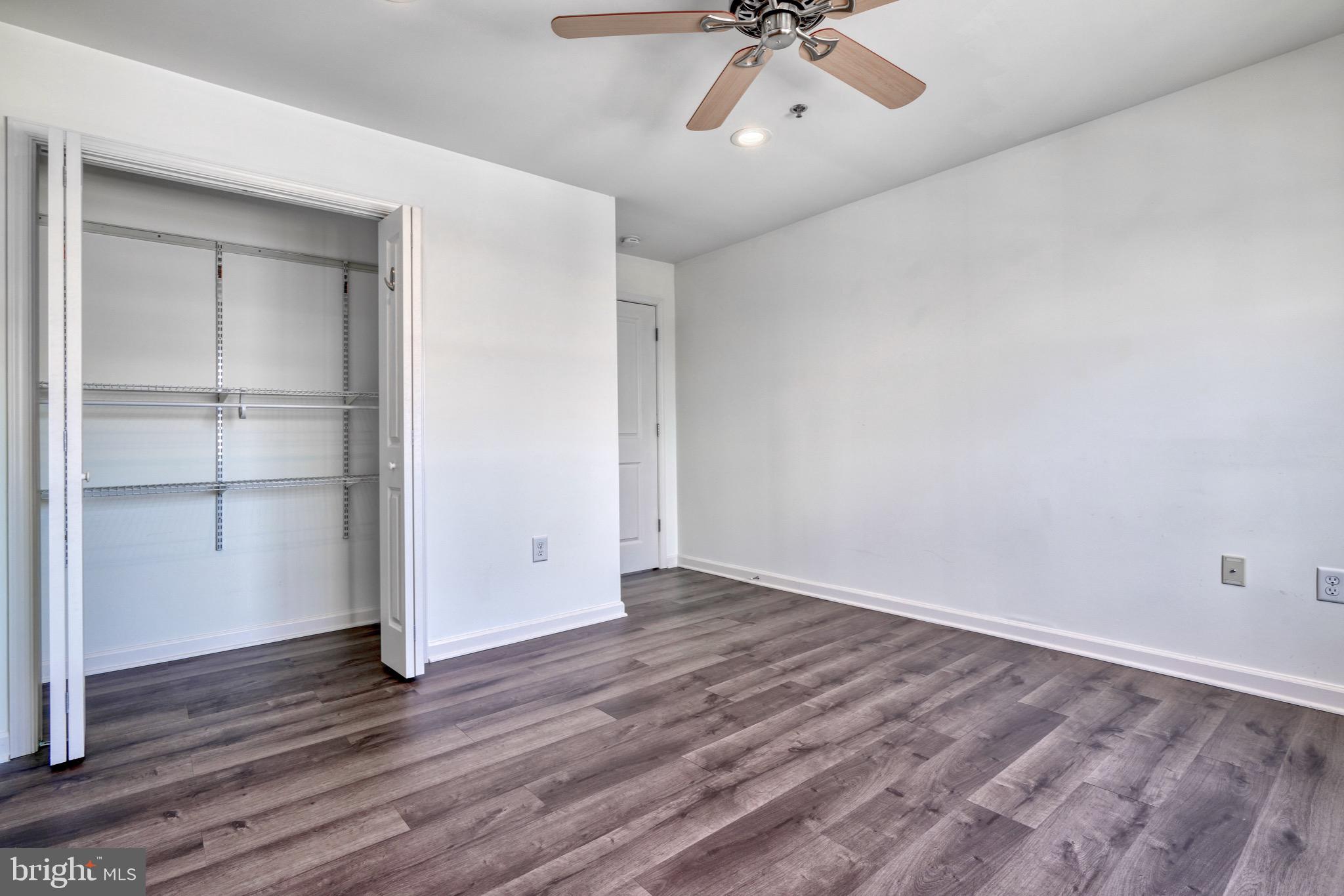 2702 Lighthouse Point East, Unit 626 Baltimore, MD 21224 - Photo 17 of 48