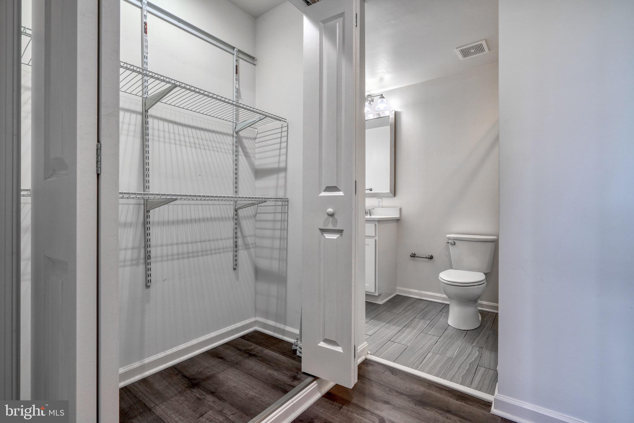 2702 Lighthouse Point East, Unit 626 Baltimore, MD 21224 - Photo 31 of 48