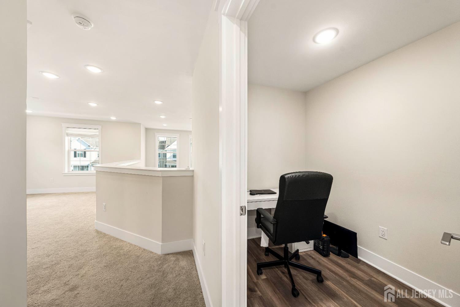 707 Station Road Dunellen, NJ 08812 - Photo 17 of 28