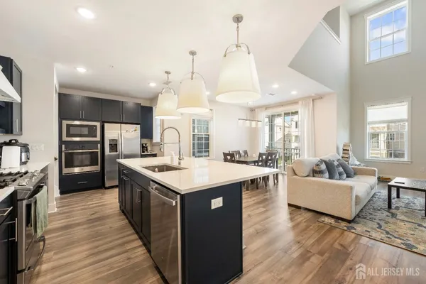 $4,750 | 707 Station Road, Dunellen, NJ 08812