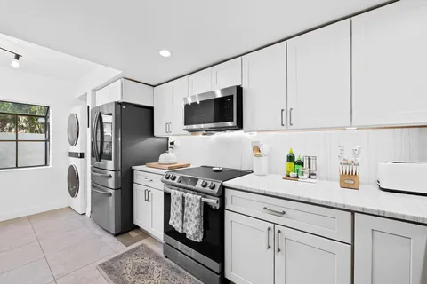 $399,000 | 4260 Southwest 70th Terrace, Unit 4260, Davie, FL 33314