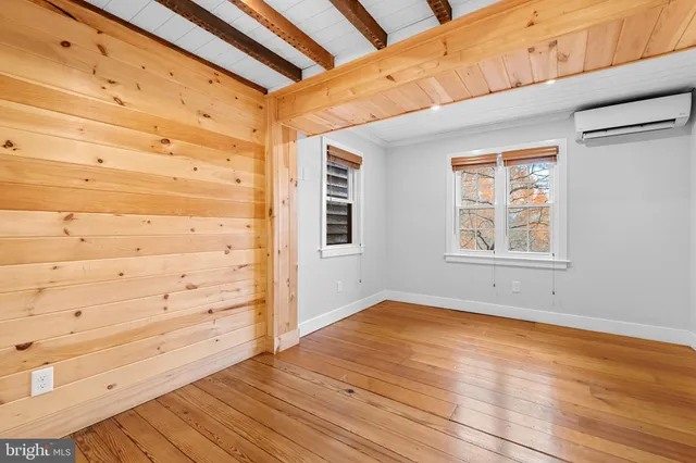 $995,000 | 58 West Mechanic Street, New Hope, PA 18938