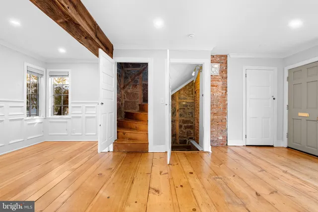 $995,000 | 58 West Mechanic Street, New Hope, PA 18938