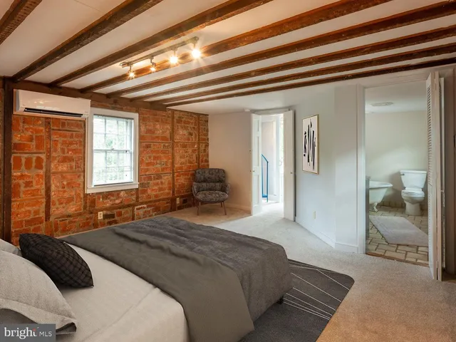 $995,000 | 58 West Mechanic Street, New Hope, PA 18938