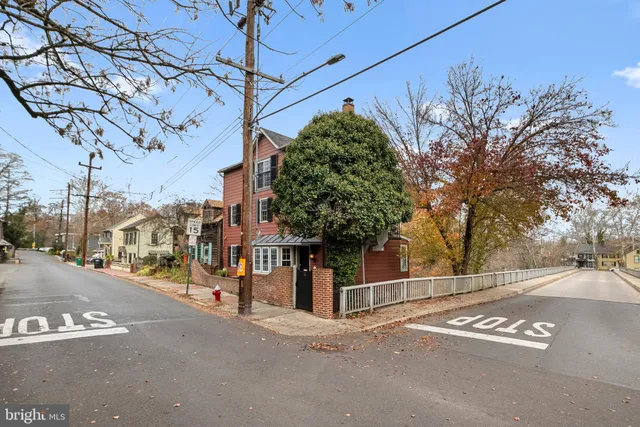 $995,000 | 58 West Mechanic Street, New Hope, PA 18938