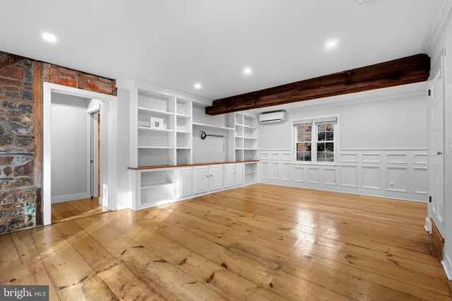 $995,000 | 58 West Mechanic Street, New Hope, PA 18938