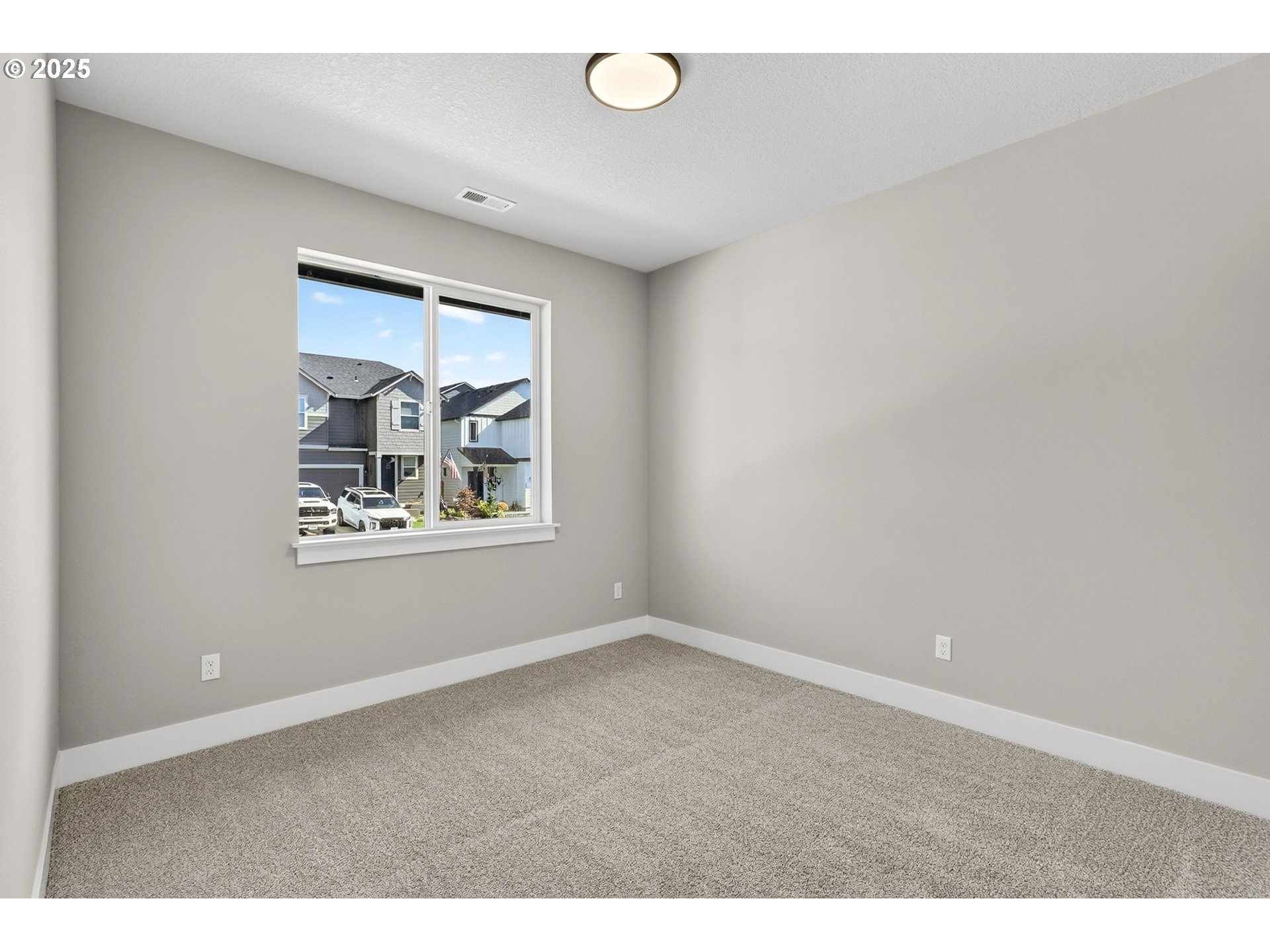 2854 Northeast Sweetwater Road, Unit 16 Estacada, OR 97023 - Photo 33 of 37 Gallery Image 33