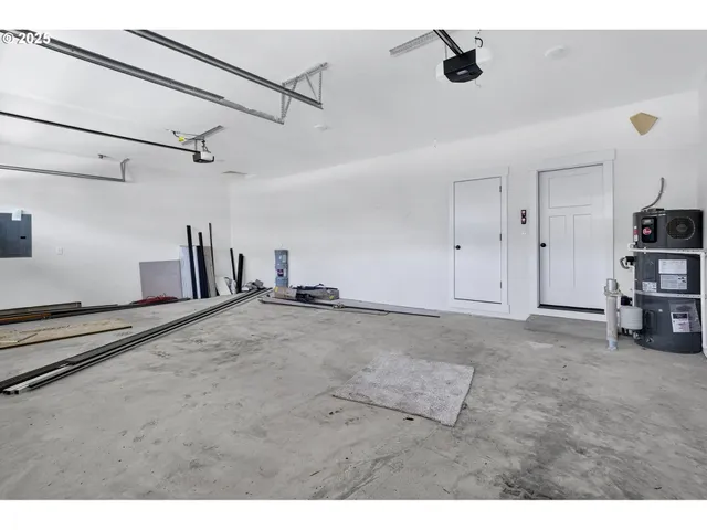 $579,900 | 2854 Northeast Sweetwater Road, Unit 16, Estacada, OR 97023