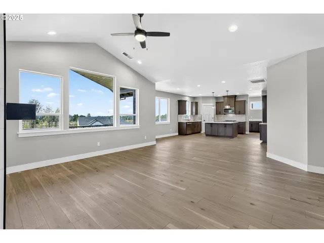 $579,900 | 2854 Northeast Sweetwater Road, Unit 16, Estacada, OR 97023