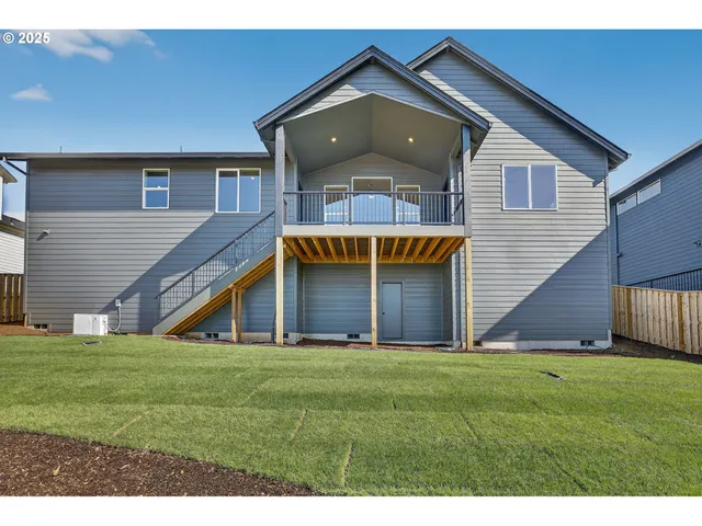 $579,900 | 2854 Northeast Sweetwater Road, Unit 16, Estacada, OR 97023