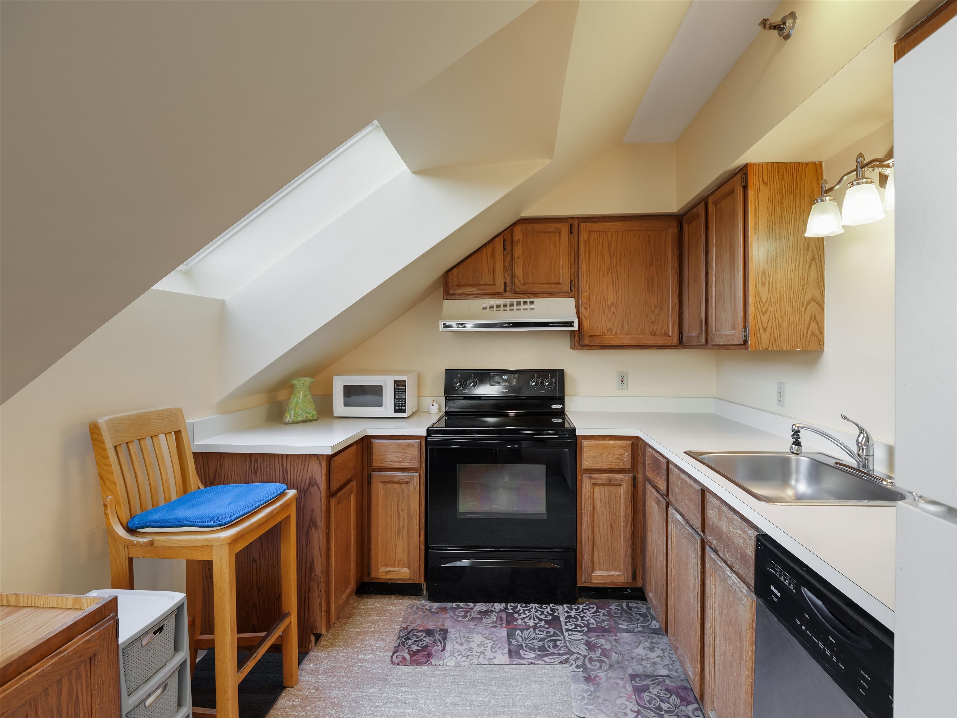 137 East Mountain Road, Unit 2G4 Killington, VT 05751 - Photo 6 of 47