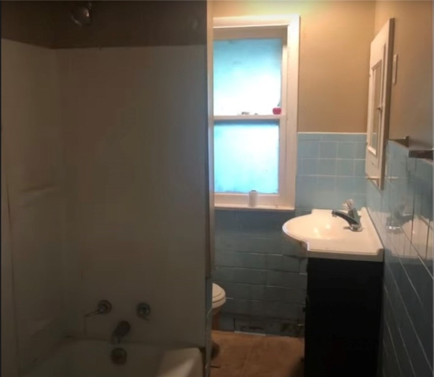 140 Electric Avenue, Unit 142 Rochester, NY 14613 - Photo 10 of 12