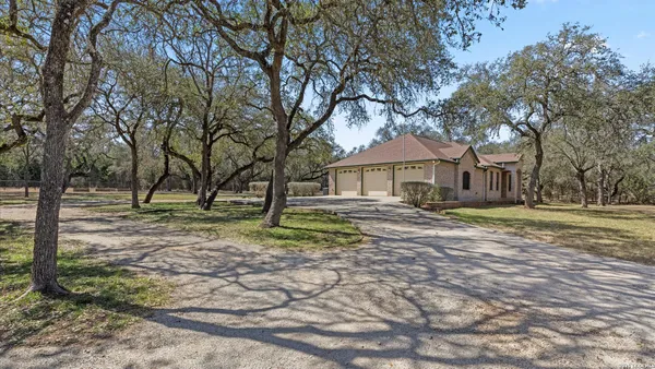$3,495 | 10808 Dedeke Drive, New Braunfels, TX 78132